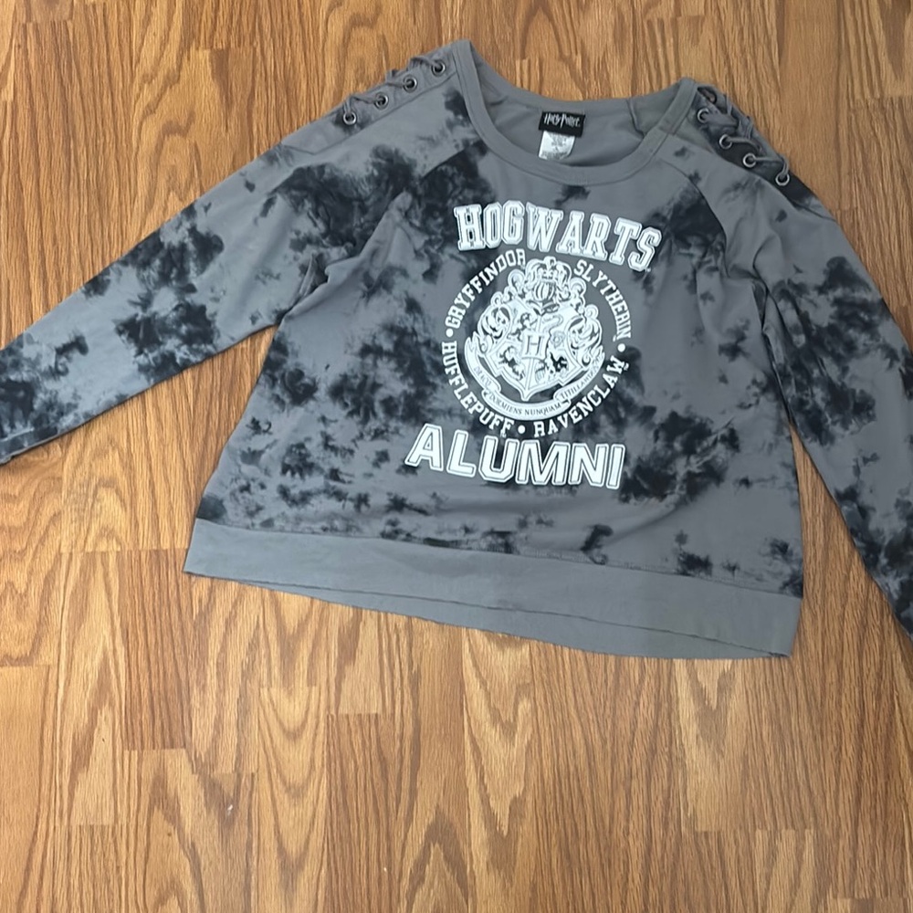 Harry Potter Alumni Gray Tie-Dye Long Sleeve junior large